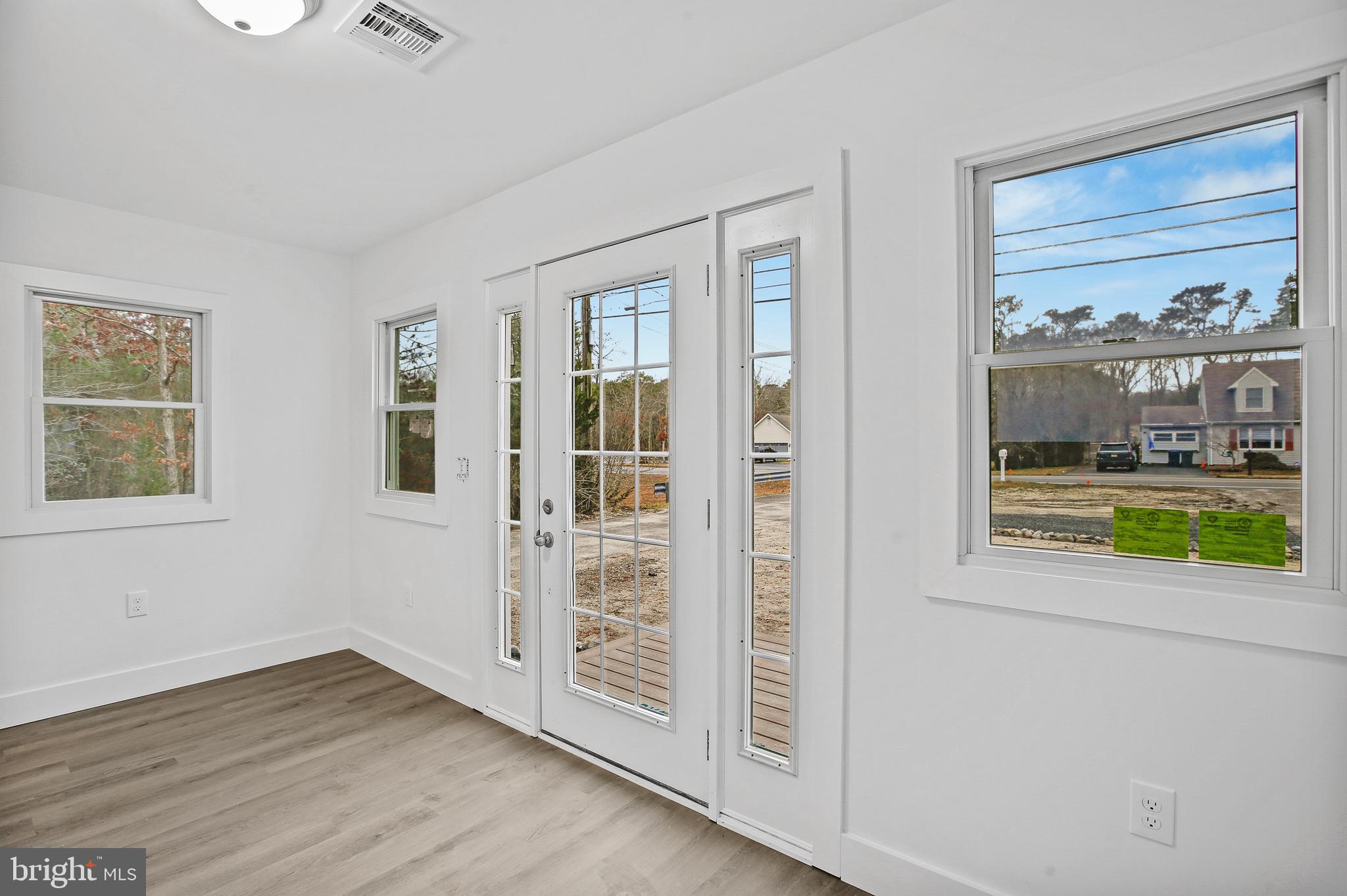 810 Railroad Dr