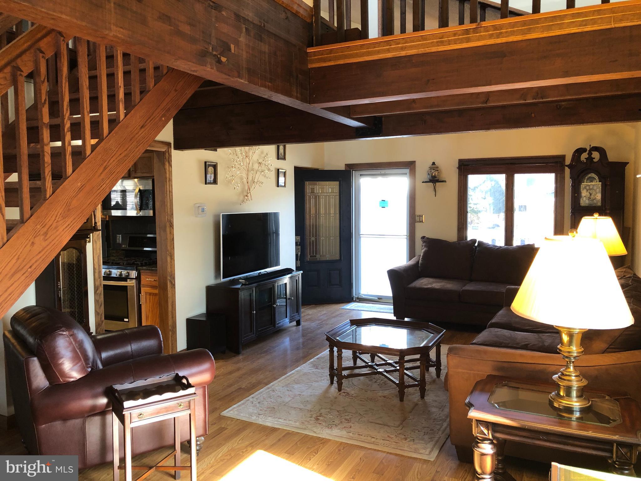 22 Beach Dr