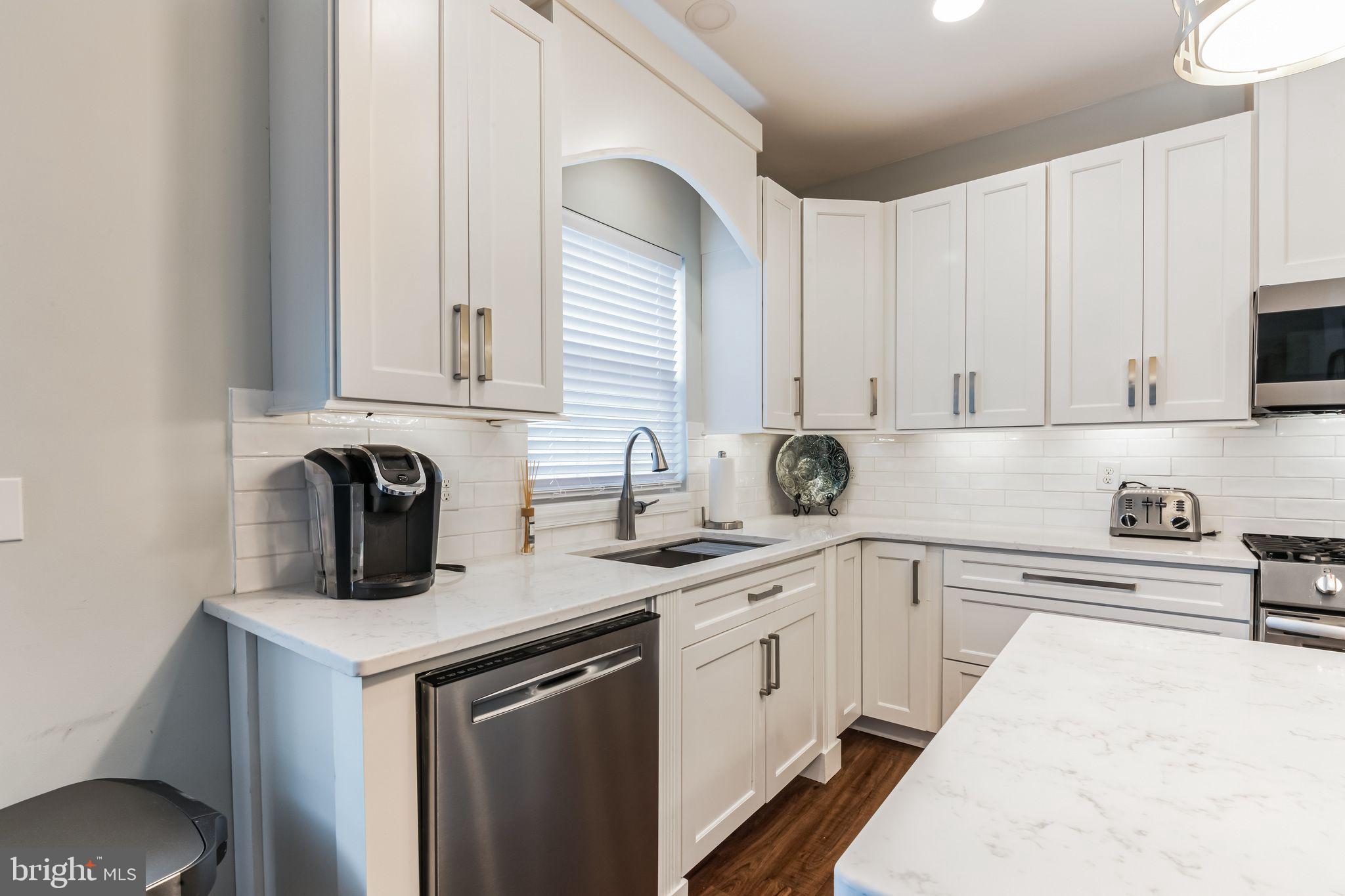 16 Hannah Pl