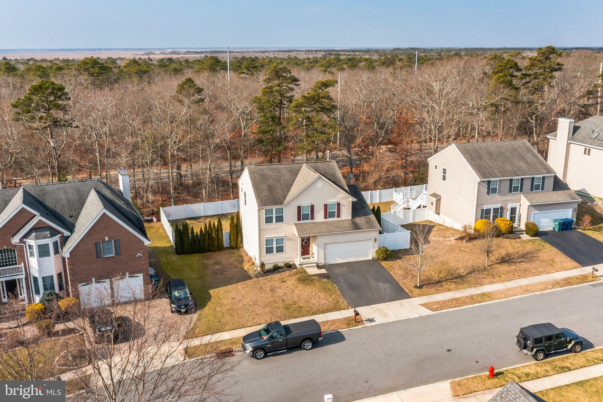 16 Hannah Pl