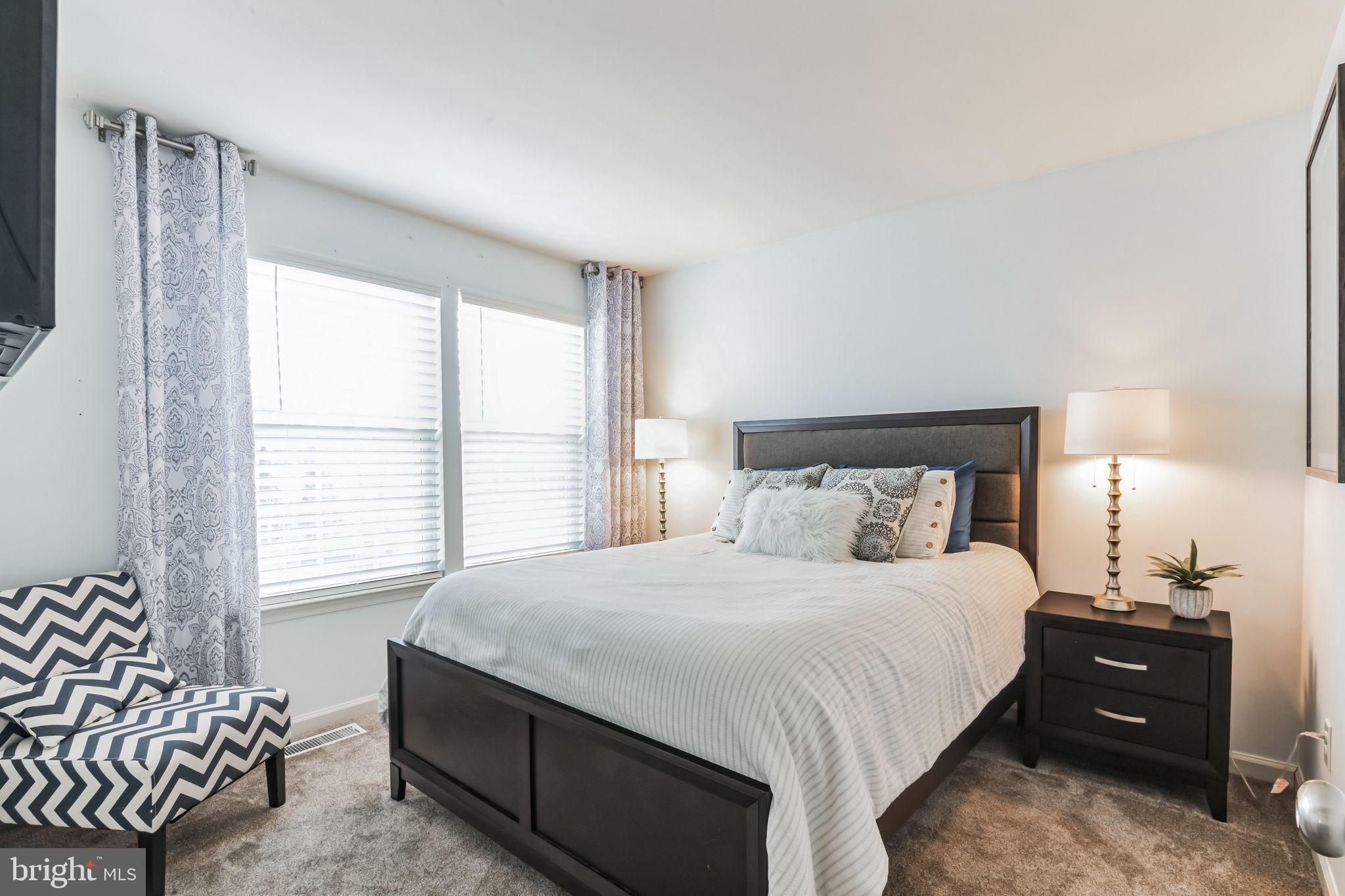 16 Hannah Pl