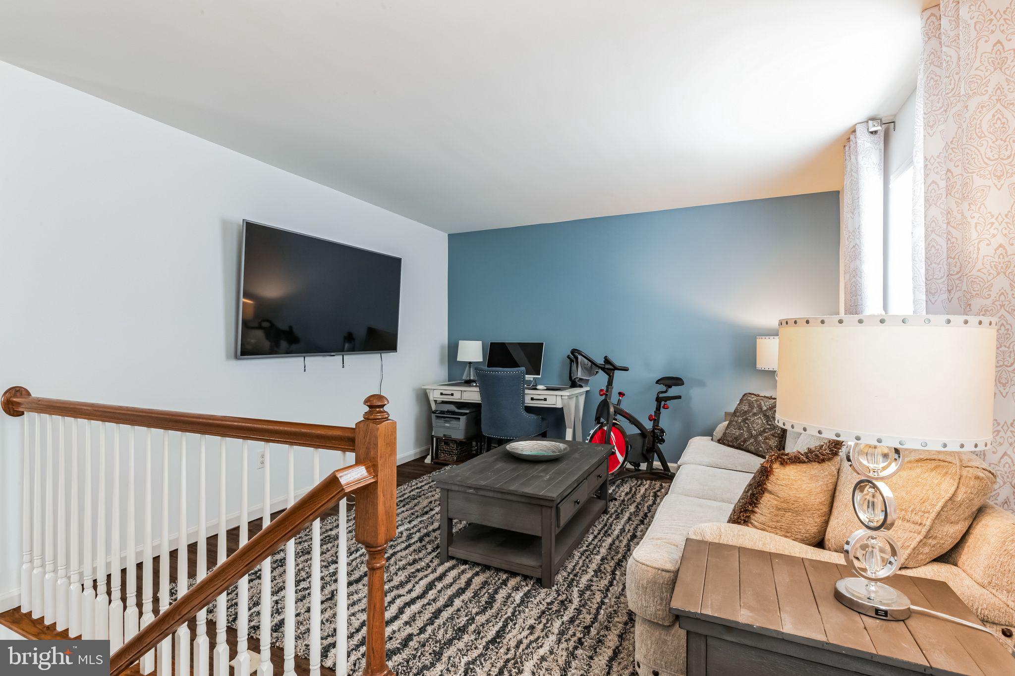 16 Hannah Pl
