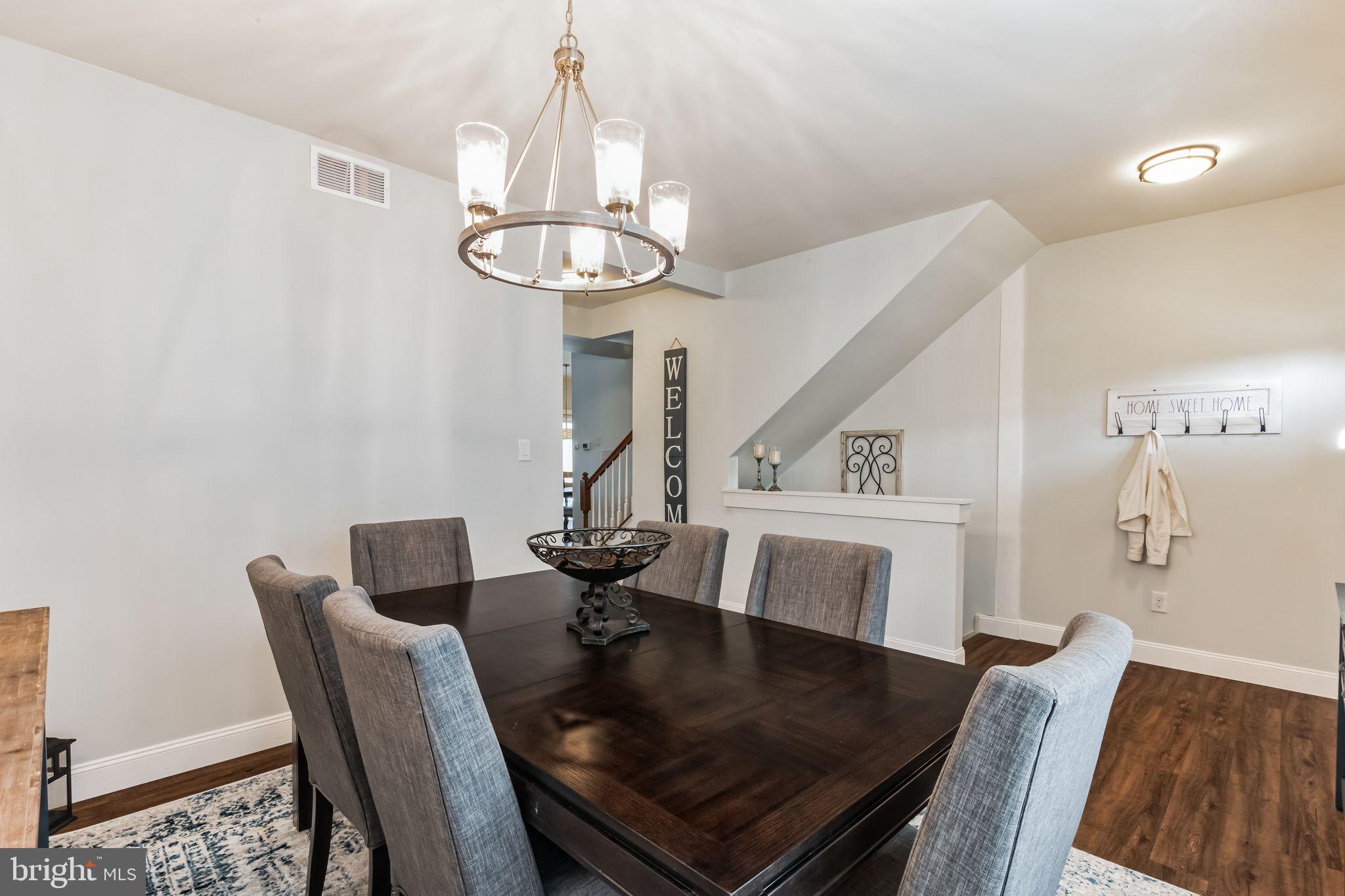 16 Hannah Pl