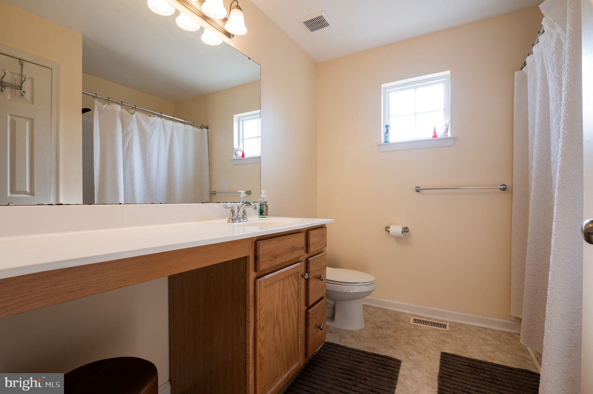 16 Hannah Pl