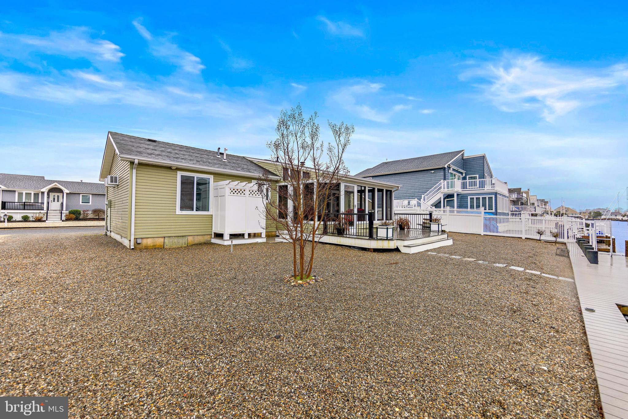 144 Catherine Ln