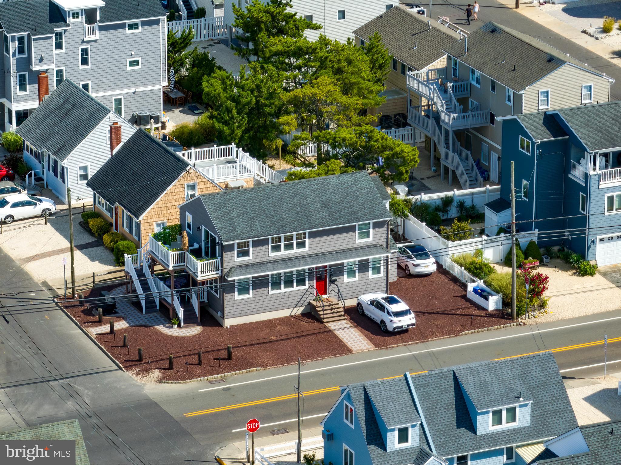 8801 Beach Ave