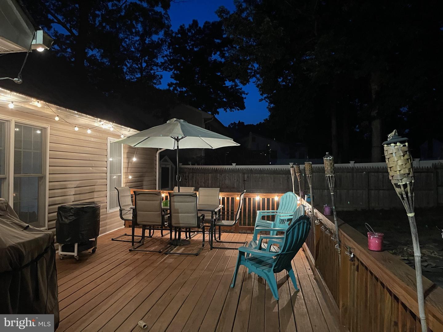 1074 Buccaneer Ln