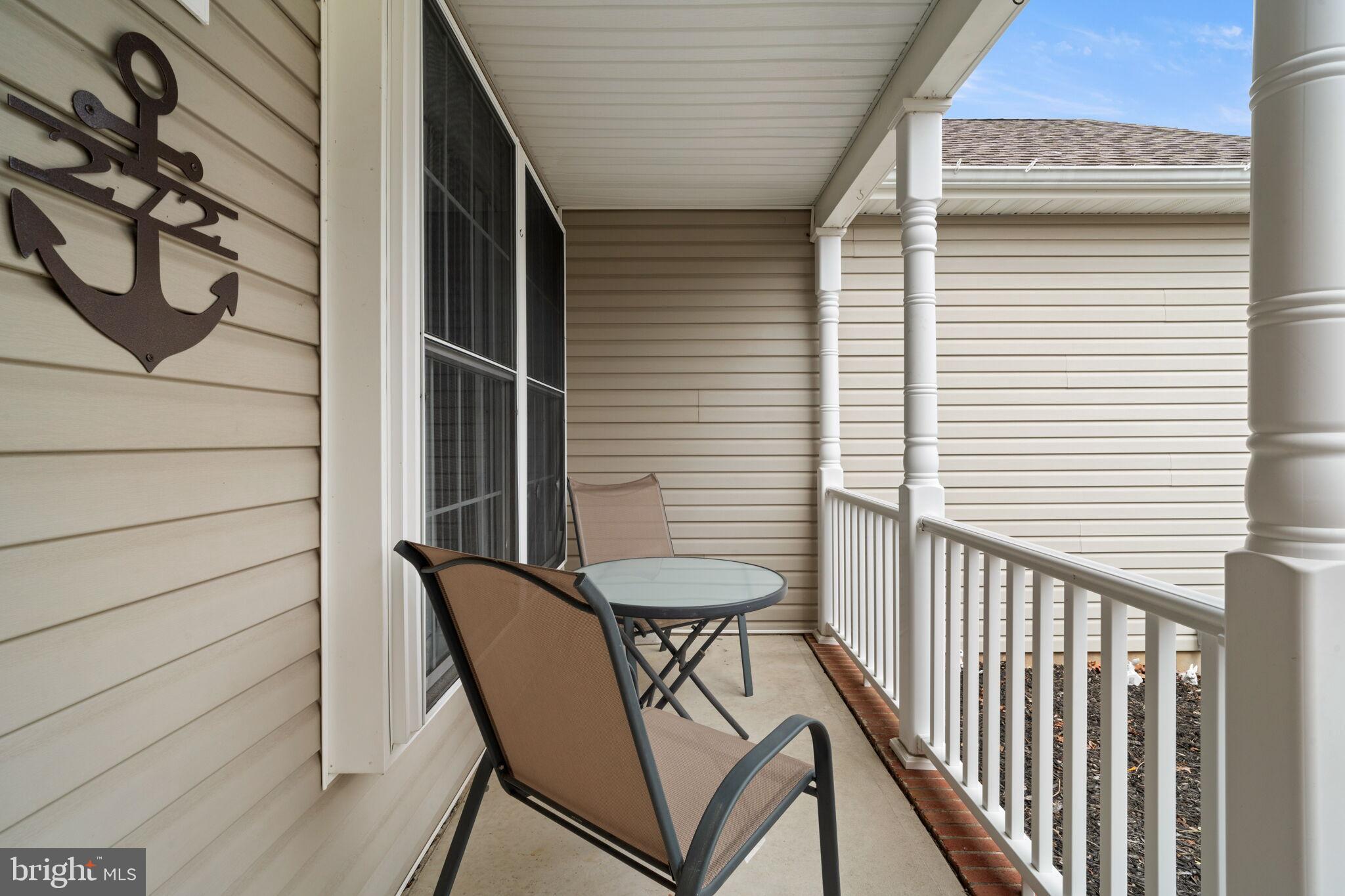 272 Buoy Ave