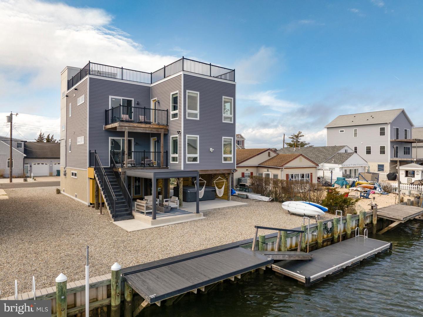 110 N Ensign Dr