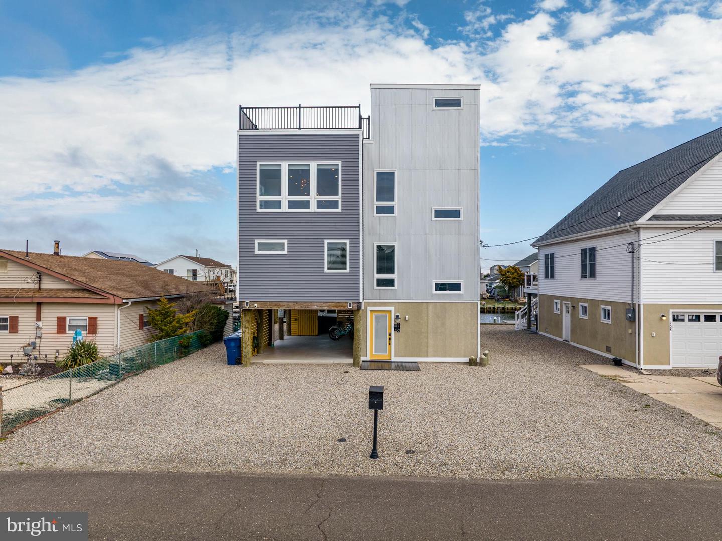 110 N Ensign Dr