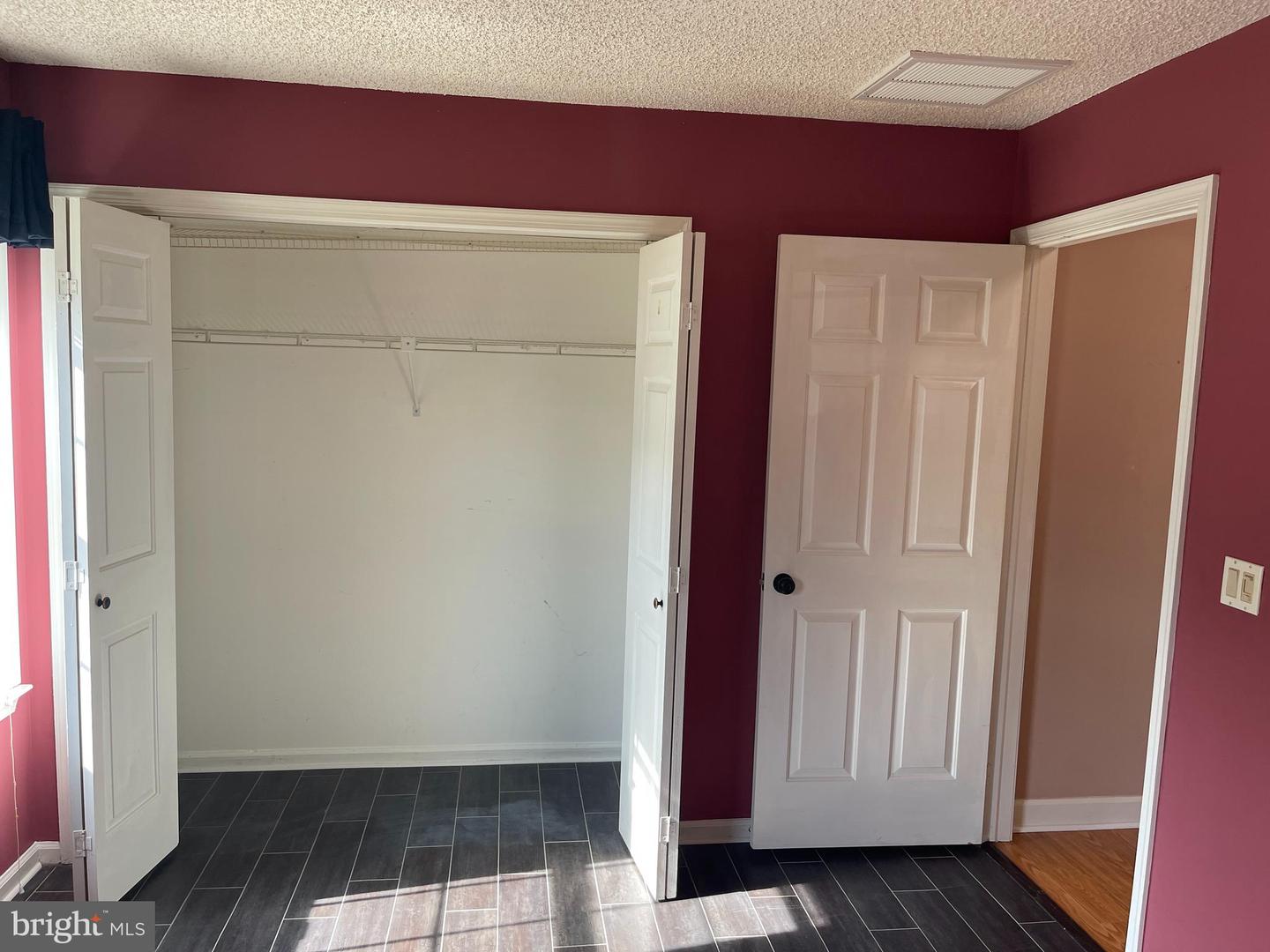 134 Pine Oak Blvd