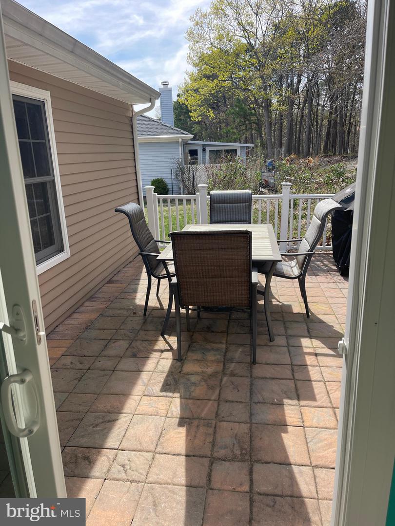 134 Pine Oak Blvd