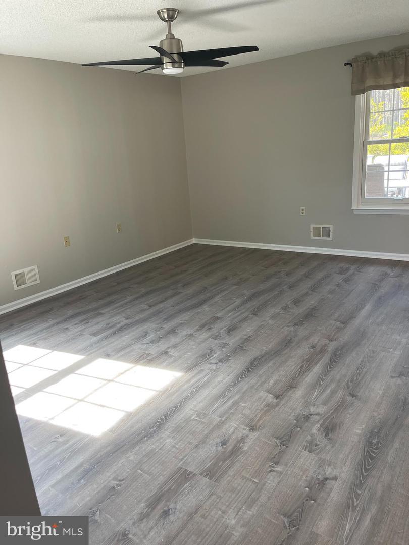134 Pine Oak Blvd