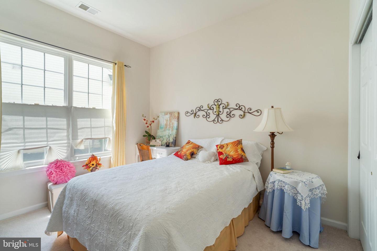 7 Salem Ct
