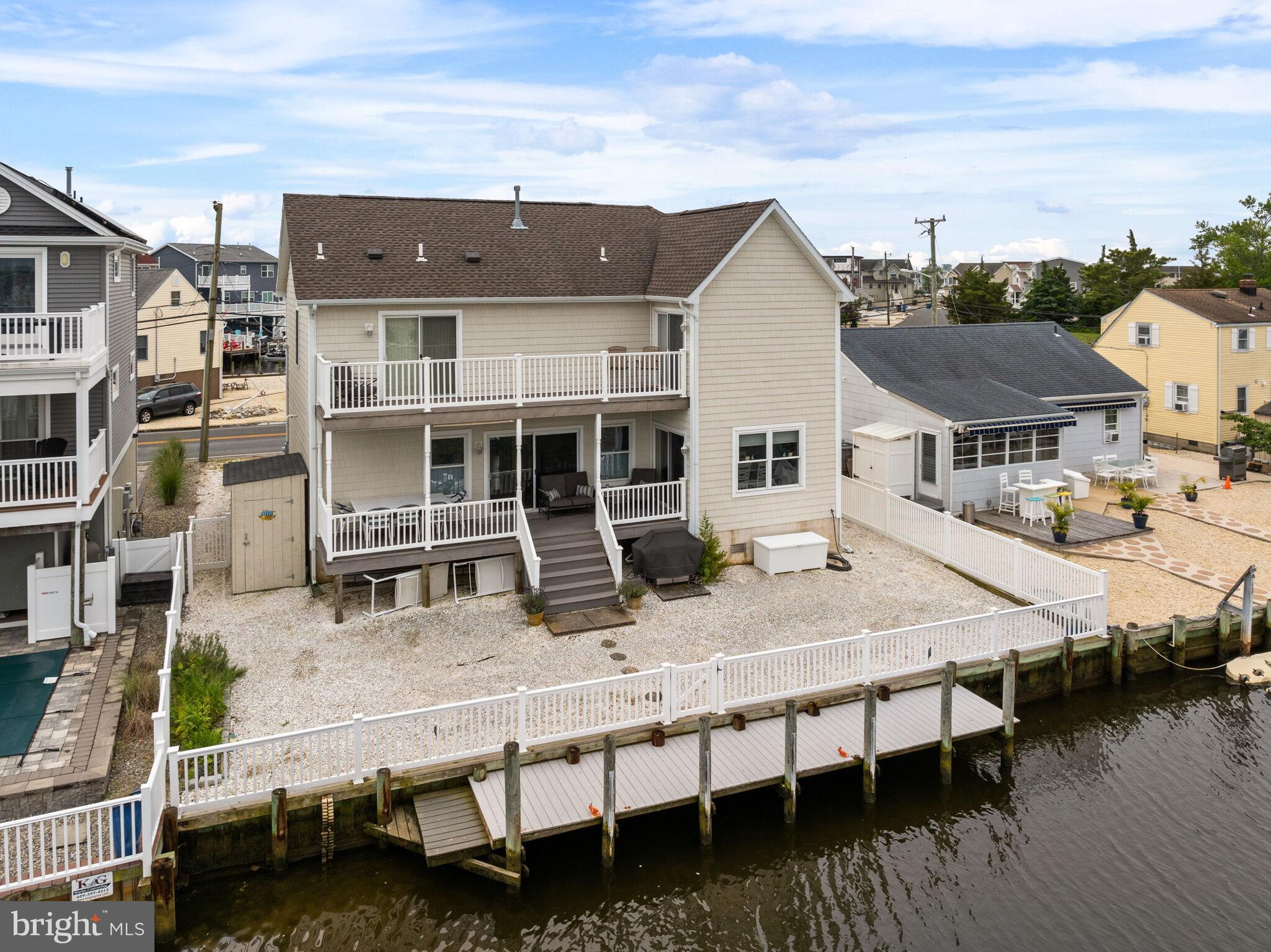 164 Morris Blvd