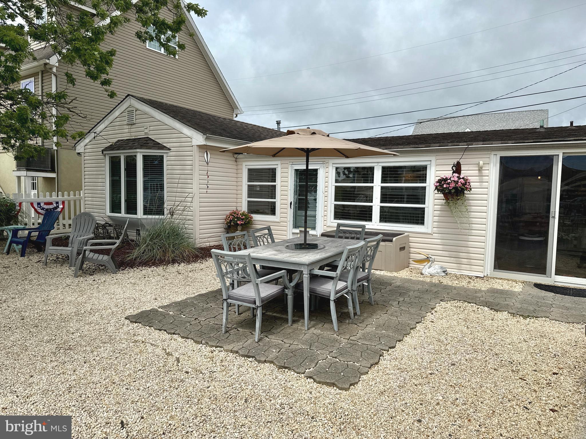 57 Albert Dr