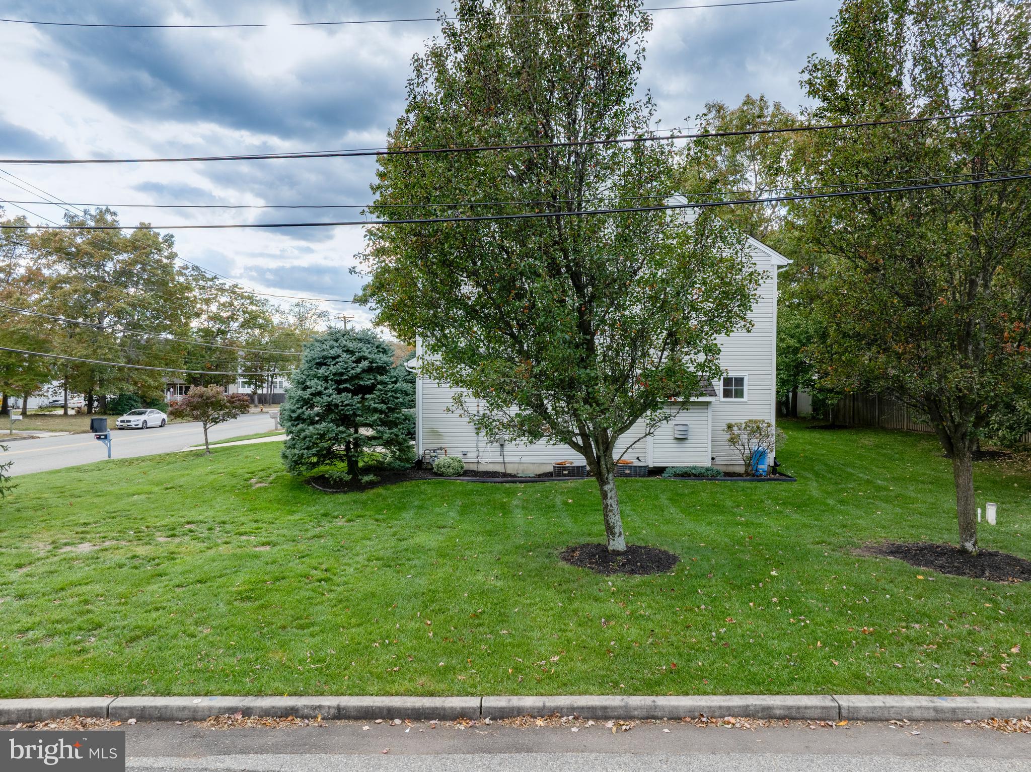 296 NEPTUNE DRIVE