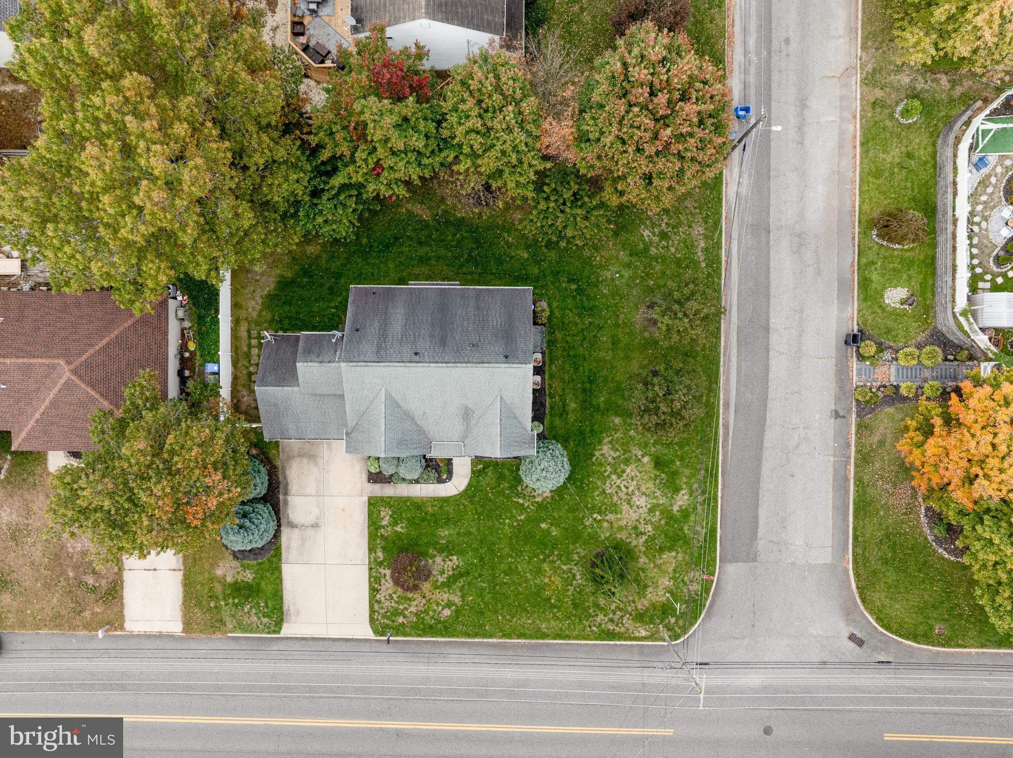 296 NEPTUNE DRIVE