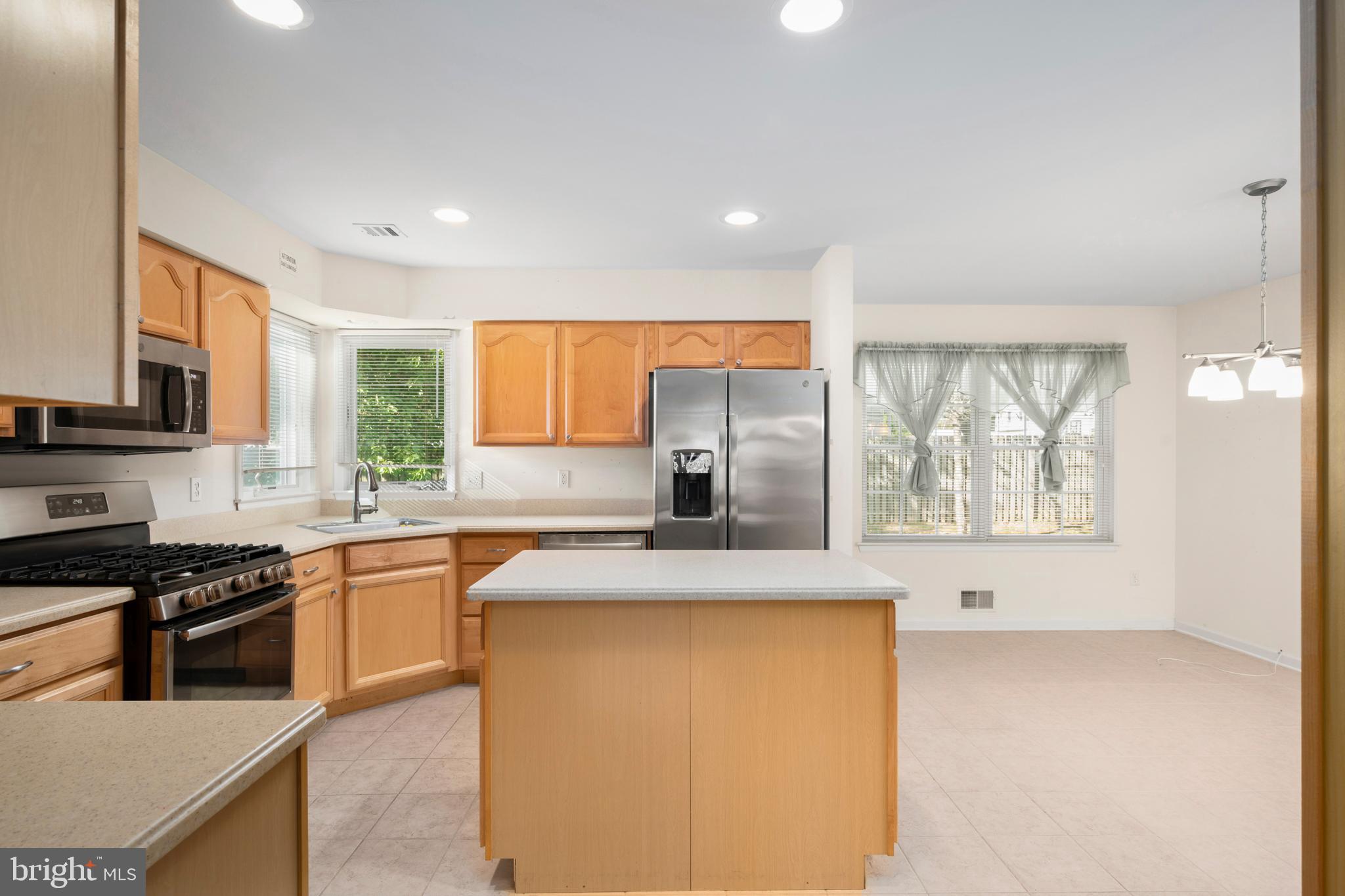 296 NEPTUNE DRIVE