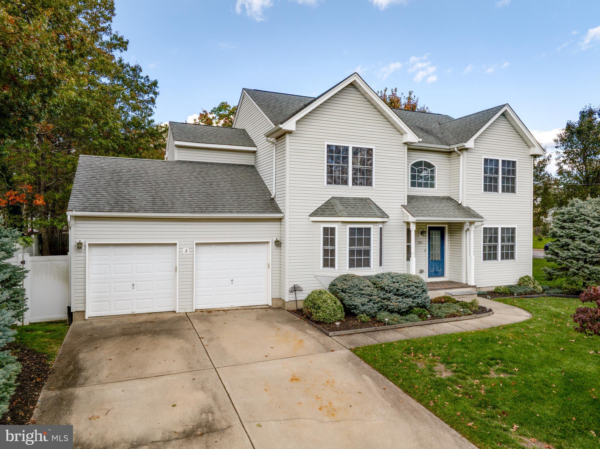 296 NEPTUNE DRIVE