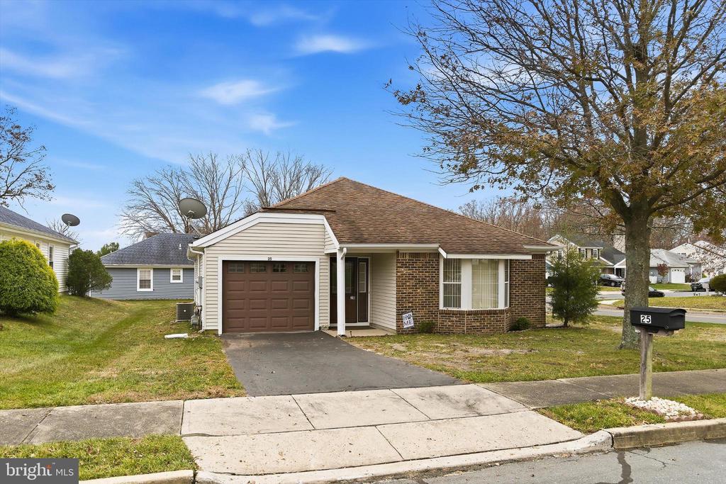 25 WILLOW DRIVE