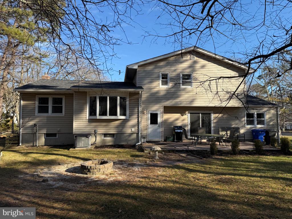 4 CAMBRIDGE COURT