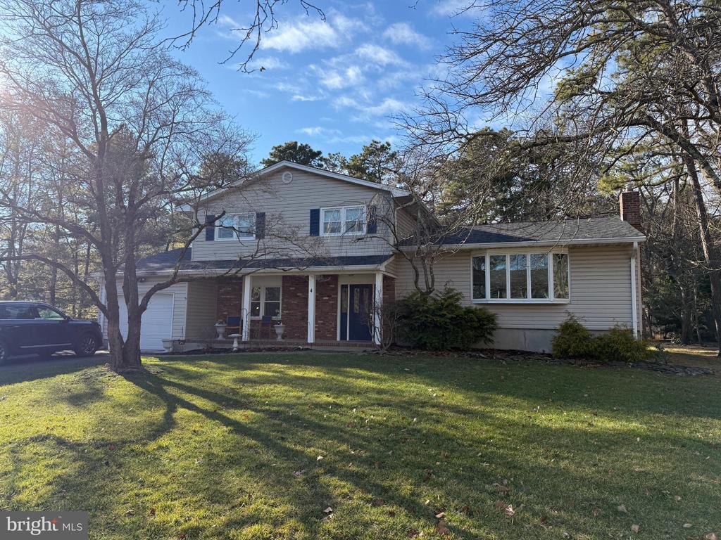 4 CAMBRIDGE COURT