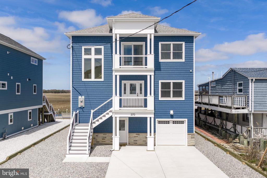 370 KINGFISHER ROAD