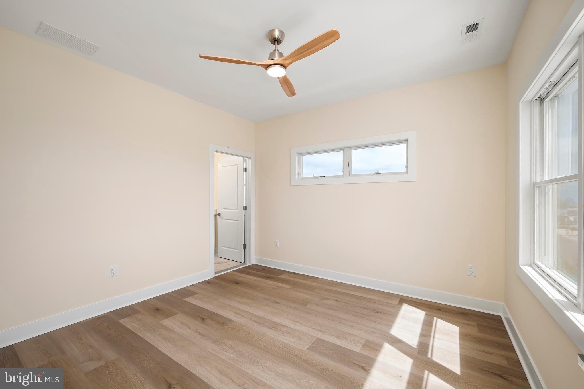370 KINGFISHER ROAD