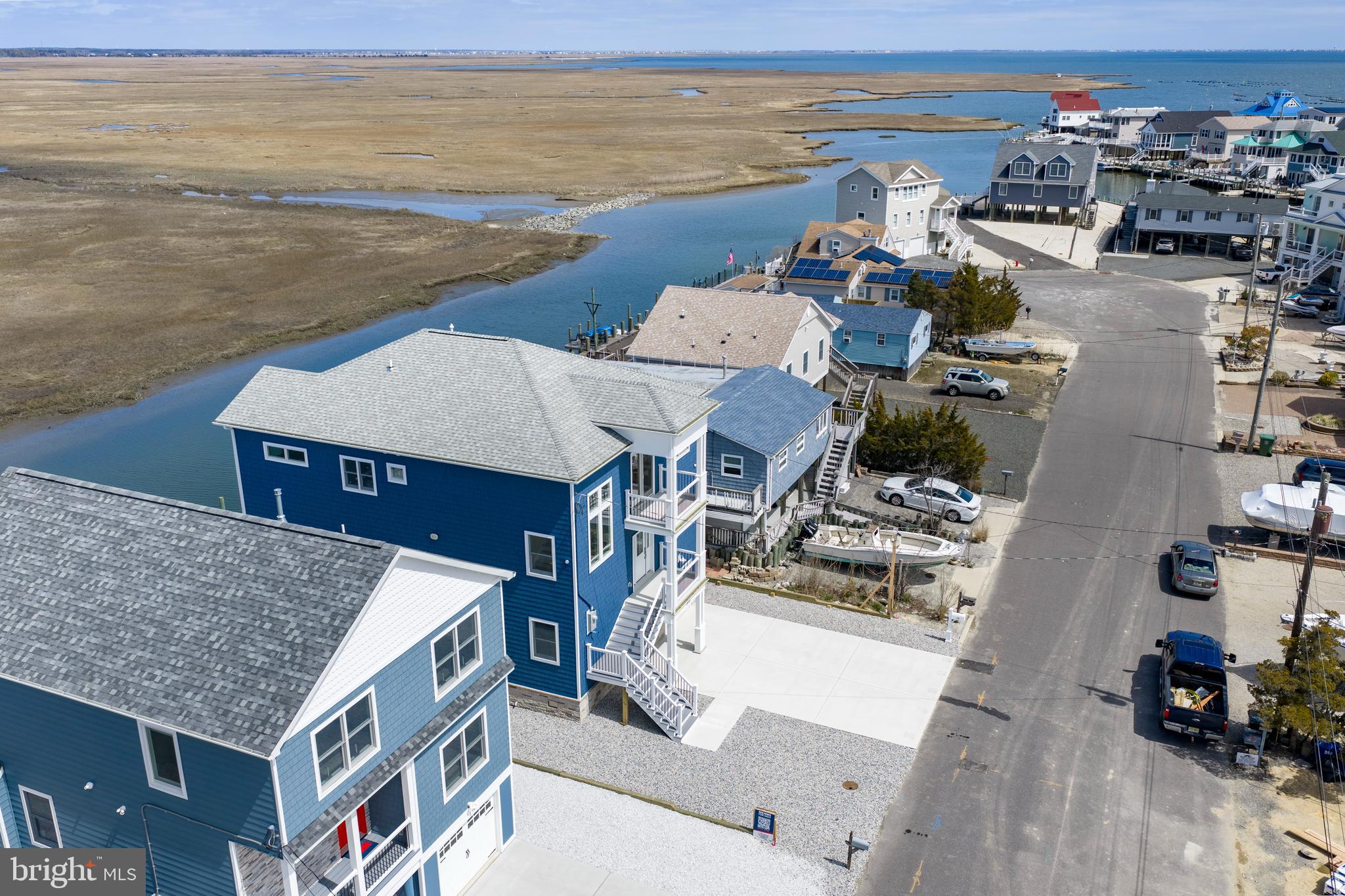 370 KINGFISHER ROAD
