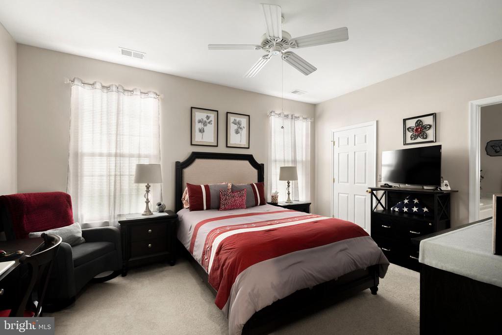 2 MAYPORT LANE