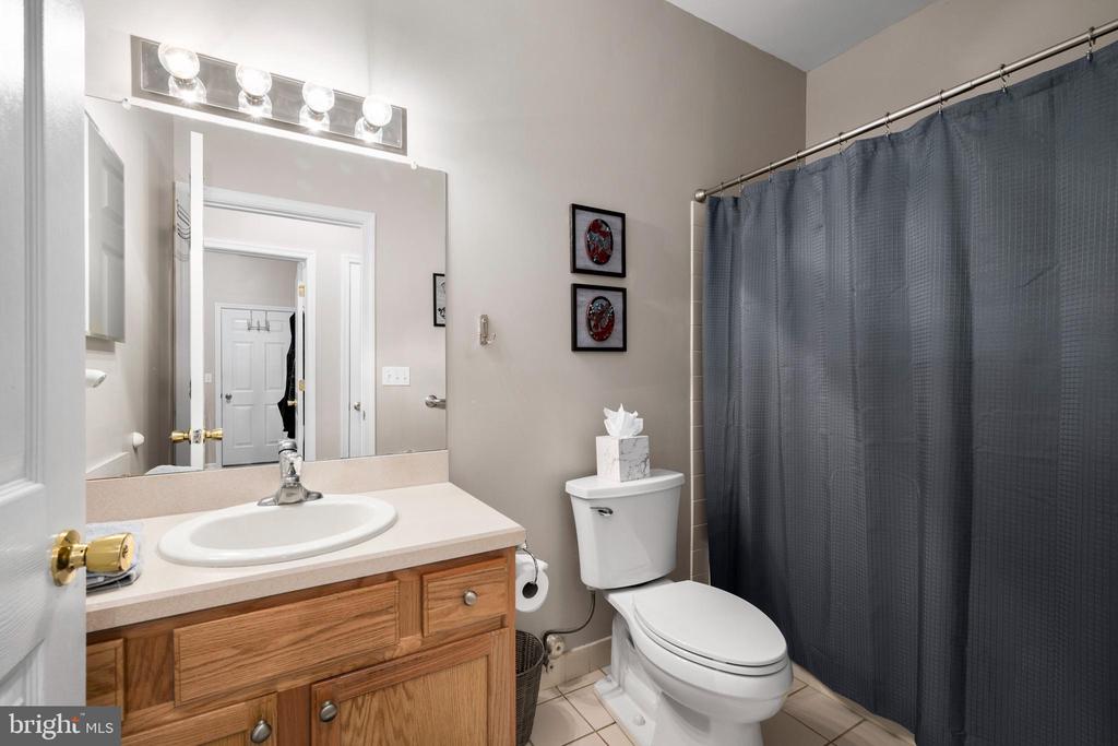 2 MAYPORT LANE