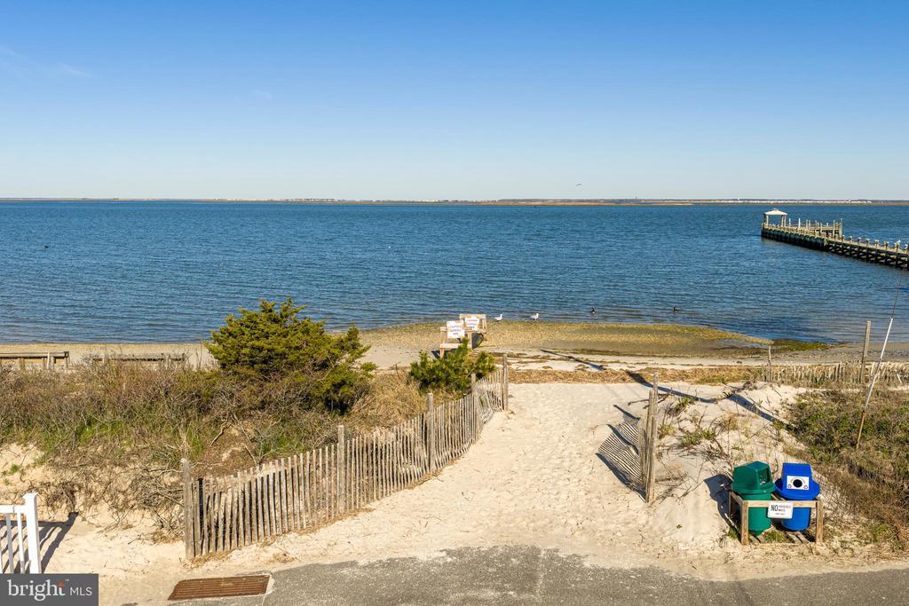 5000 W BAY TERRACE