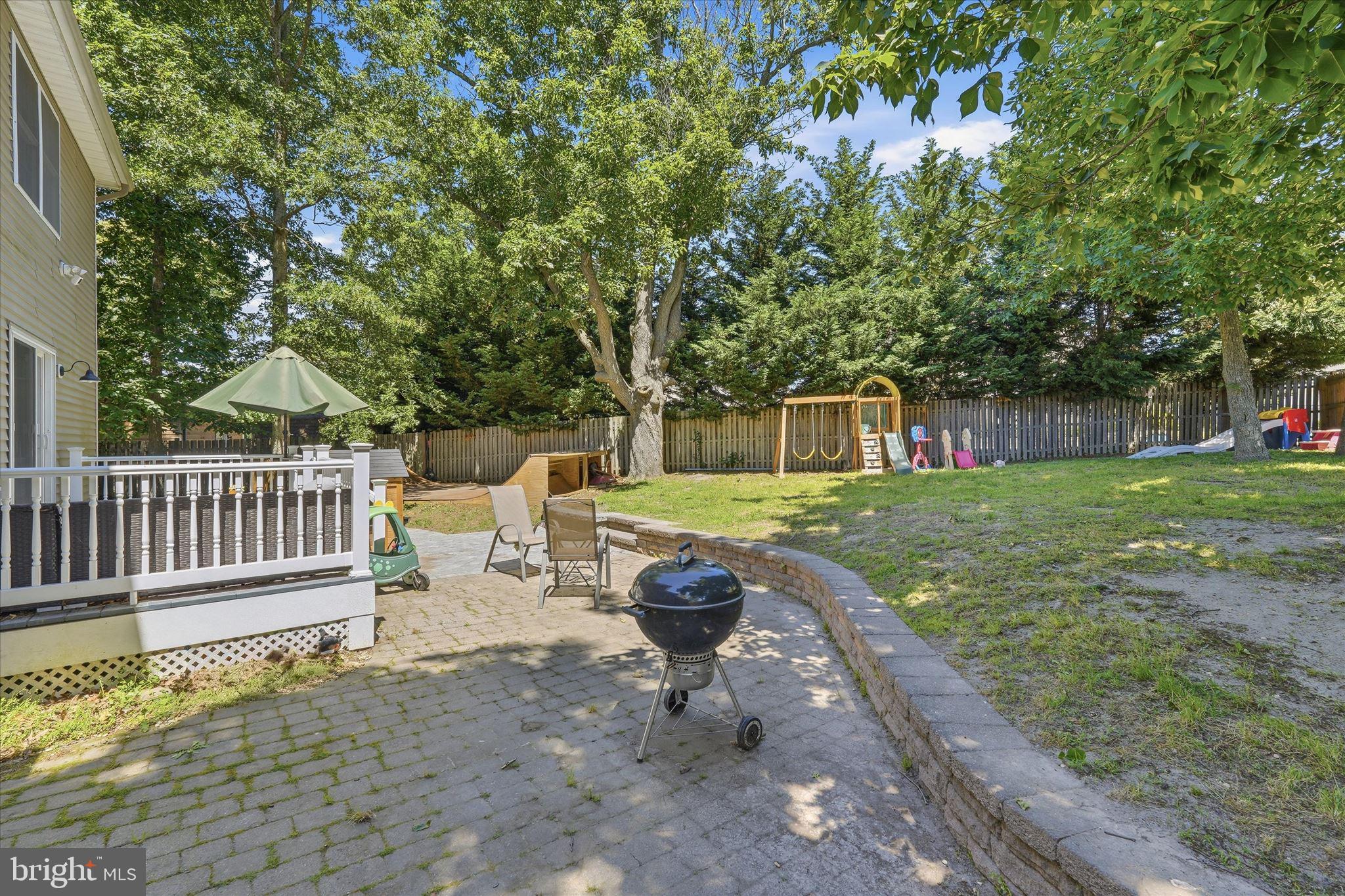 4 GREENBRIAR DRIVE