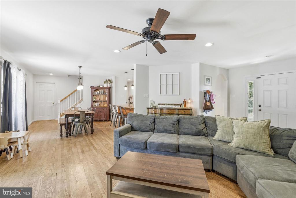 4 GREENBRIAR DRIVE
