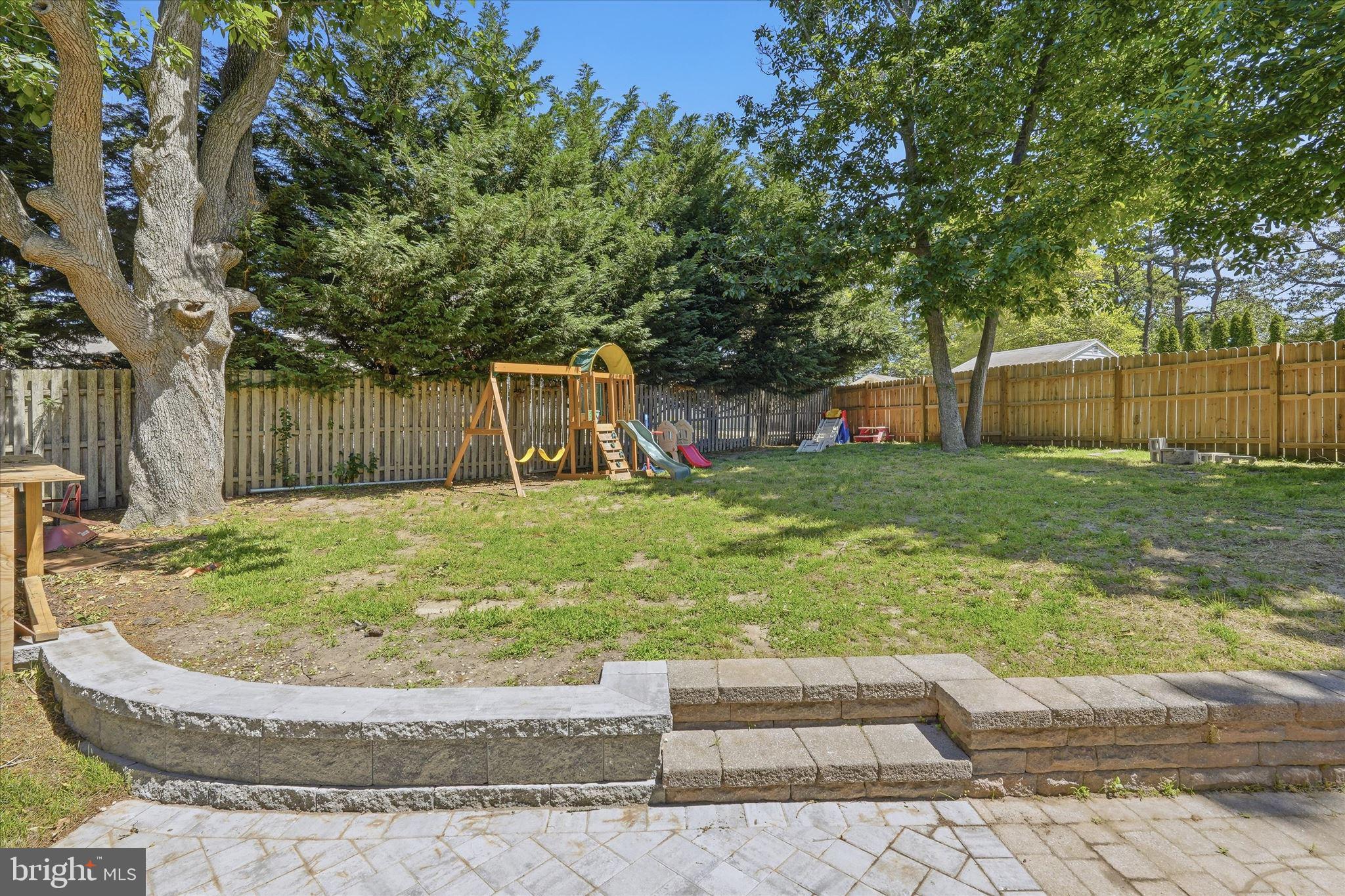 4 GREENBRIAR DRIVE