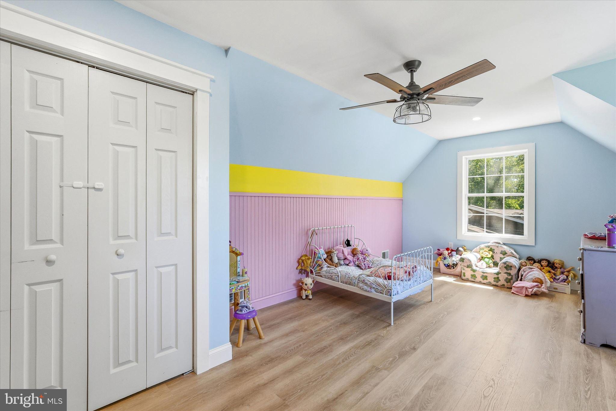 4 GREENBRIAR DRIVE