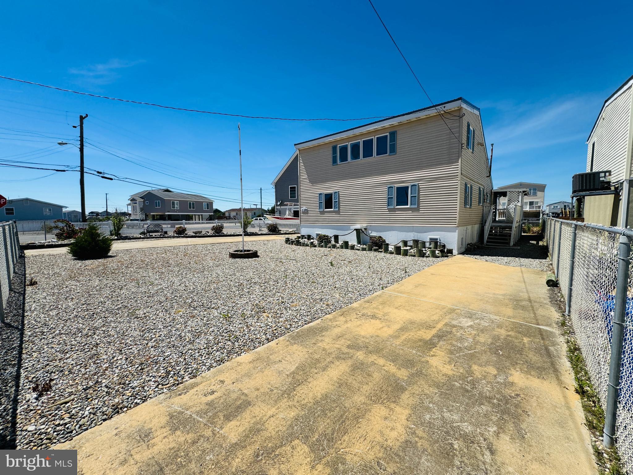 128 CURLEW ROAD