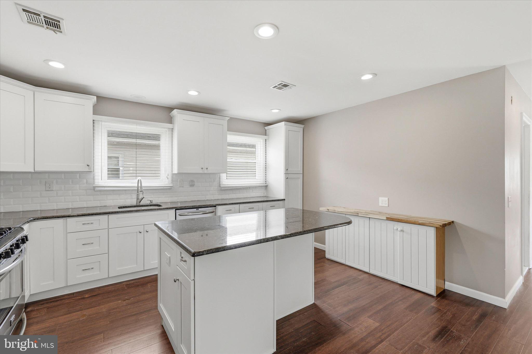 298 COSTA MESA DRIVE