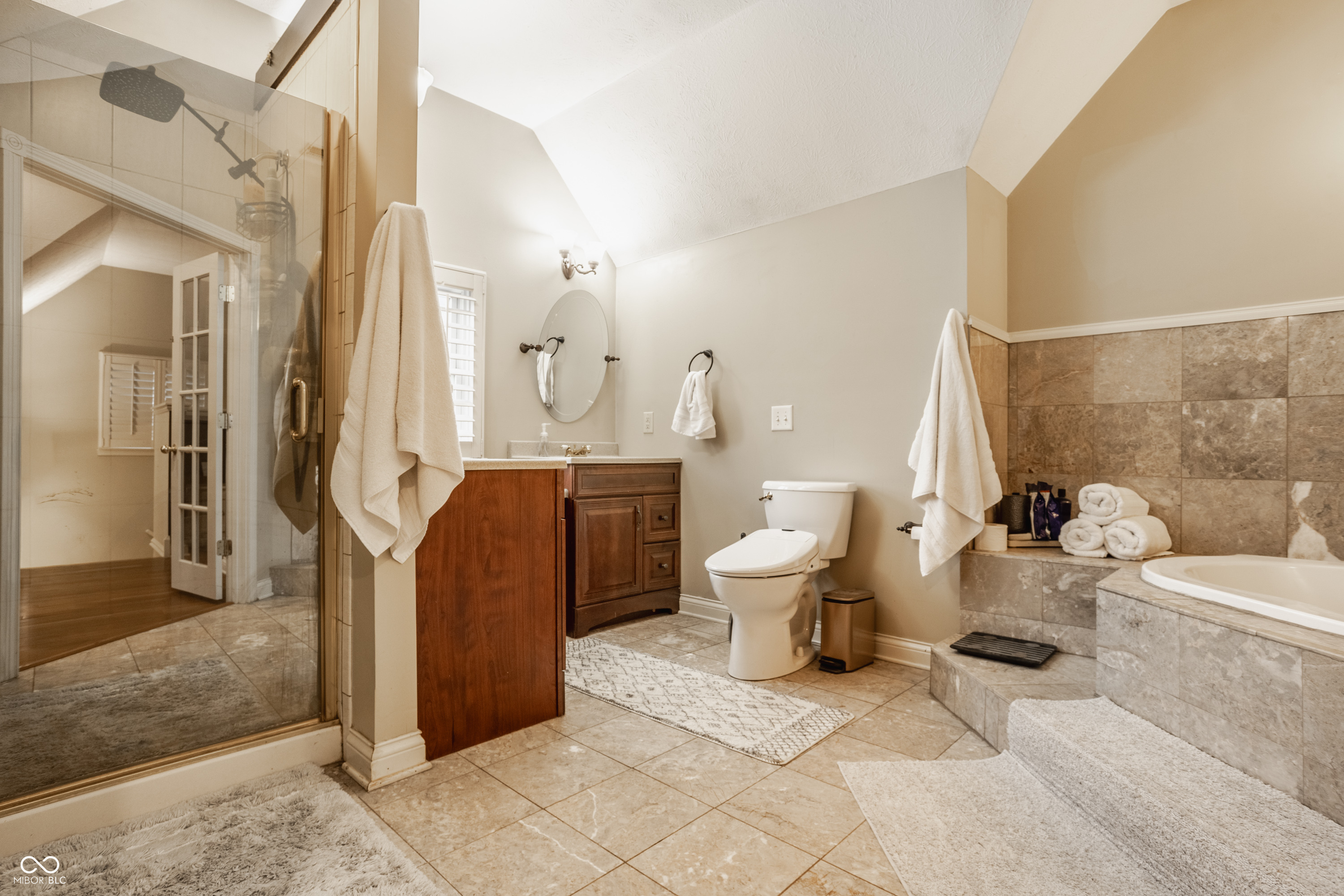 2351 N Pennsylvania Street