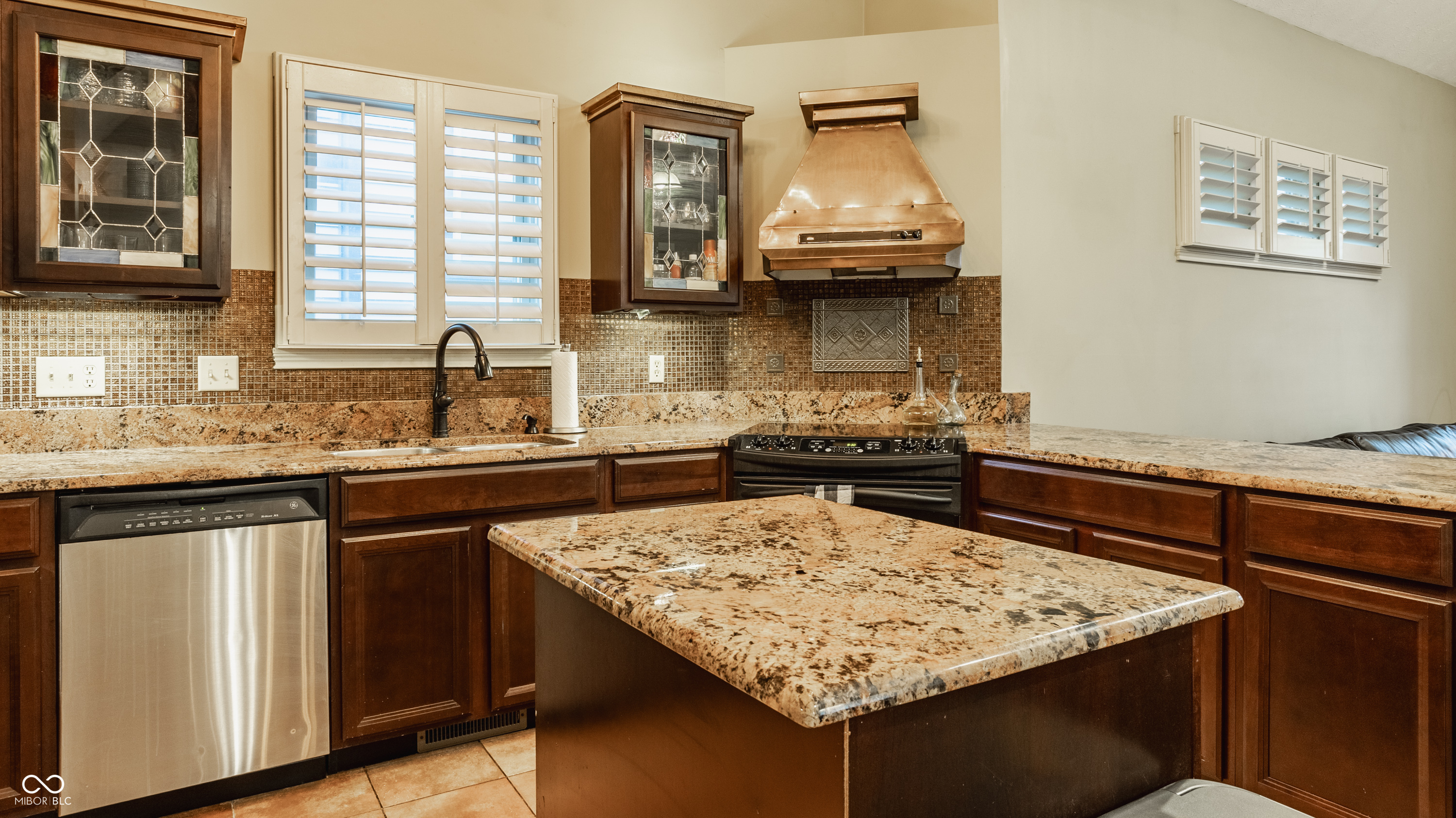 2351 N Pennsylvania Street