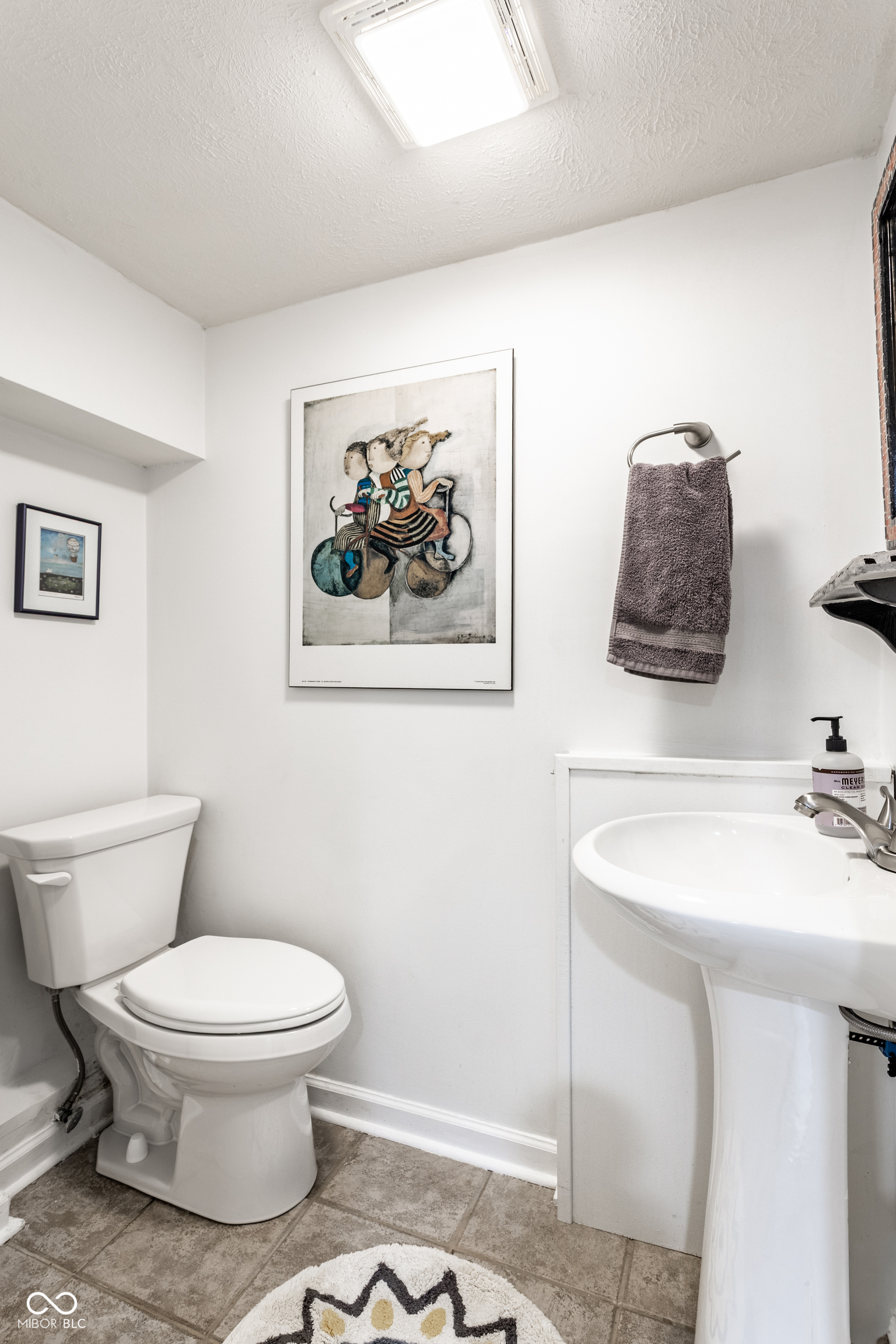 5269 Central Avenue
