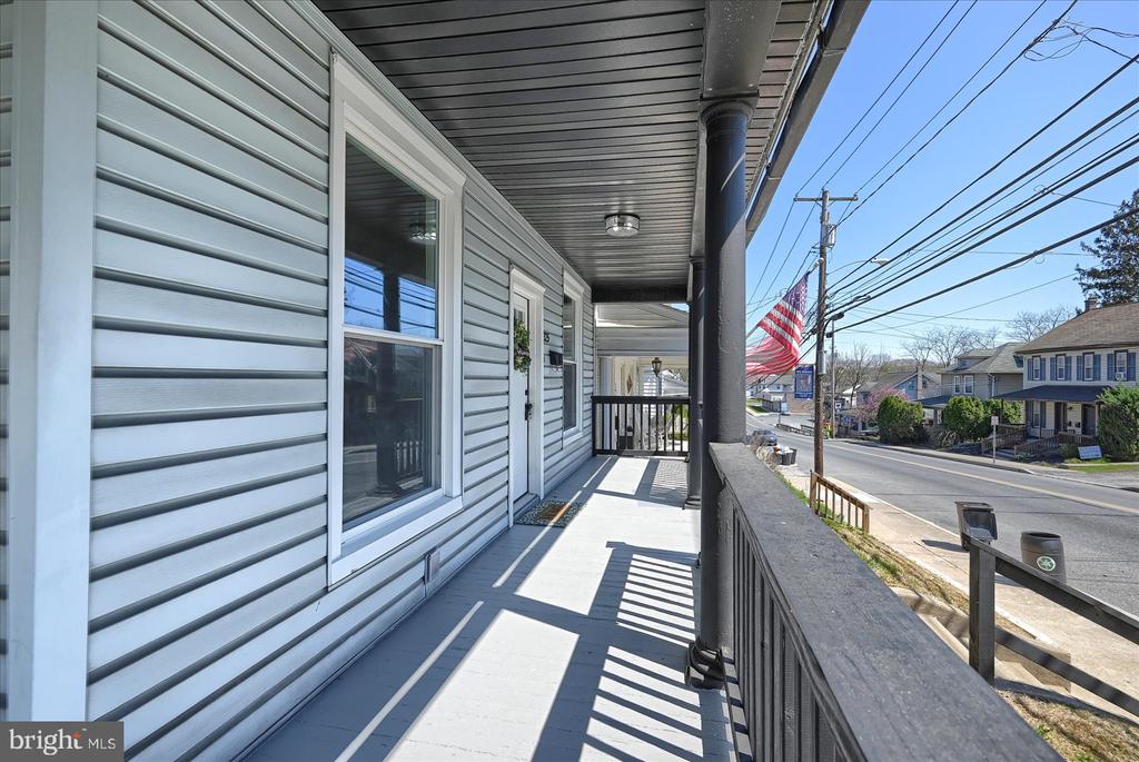 325 W HIGH STREET