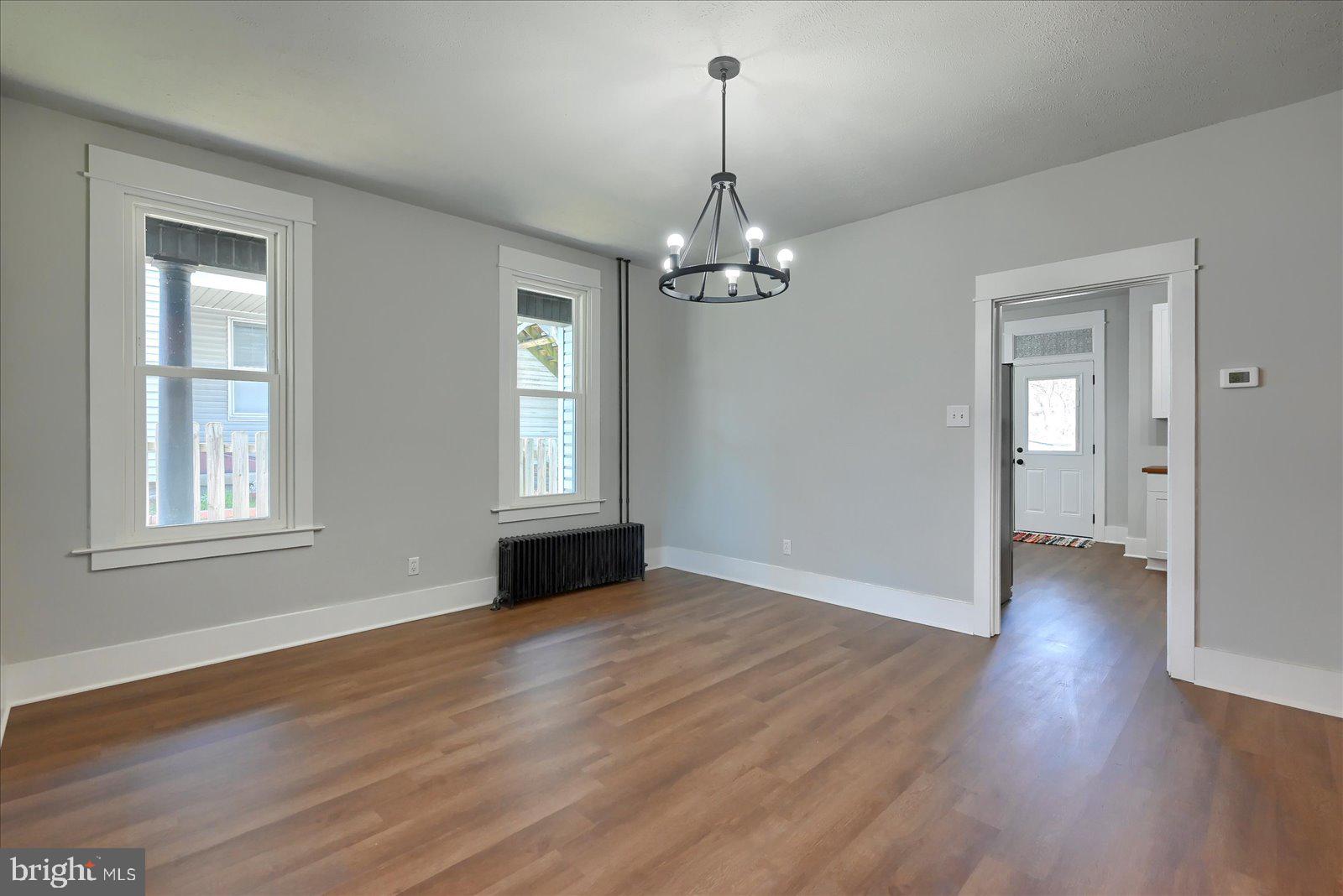 325 W HIGH STREET