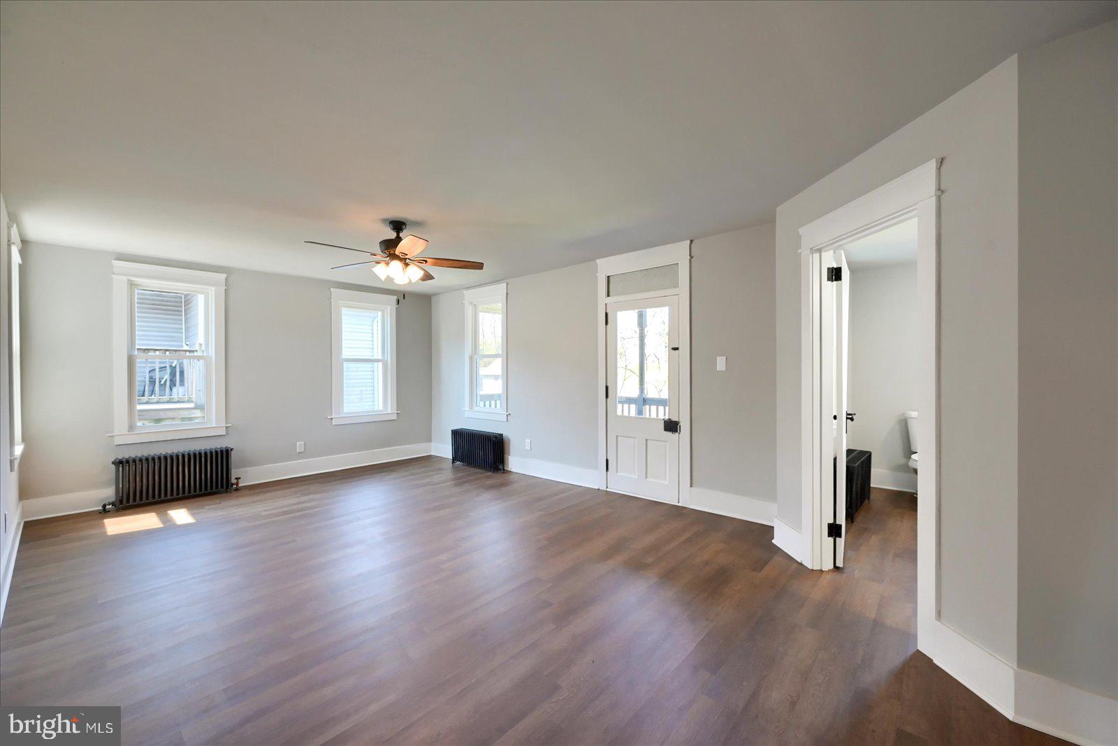 325 W HIGH STREET