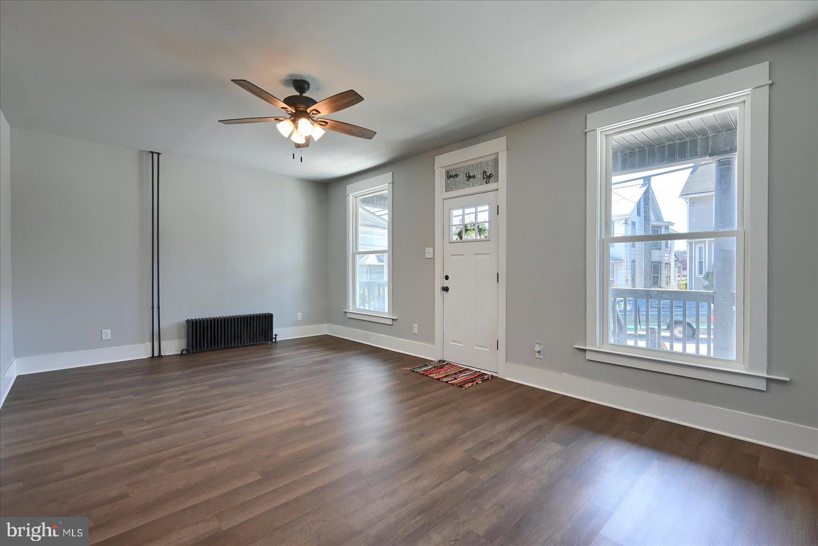 325 W HIGH STREET