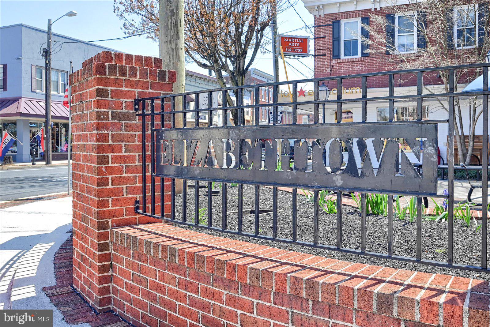 325 W HIGH STREET