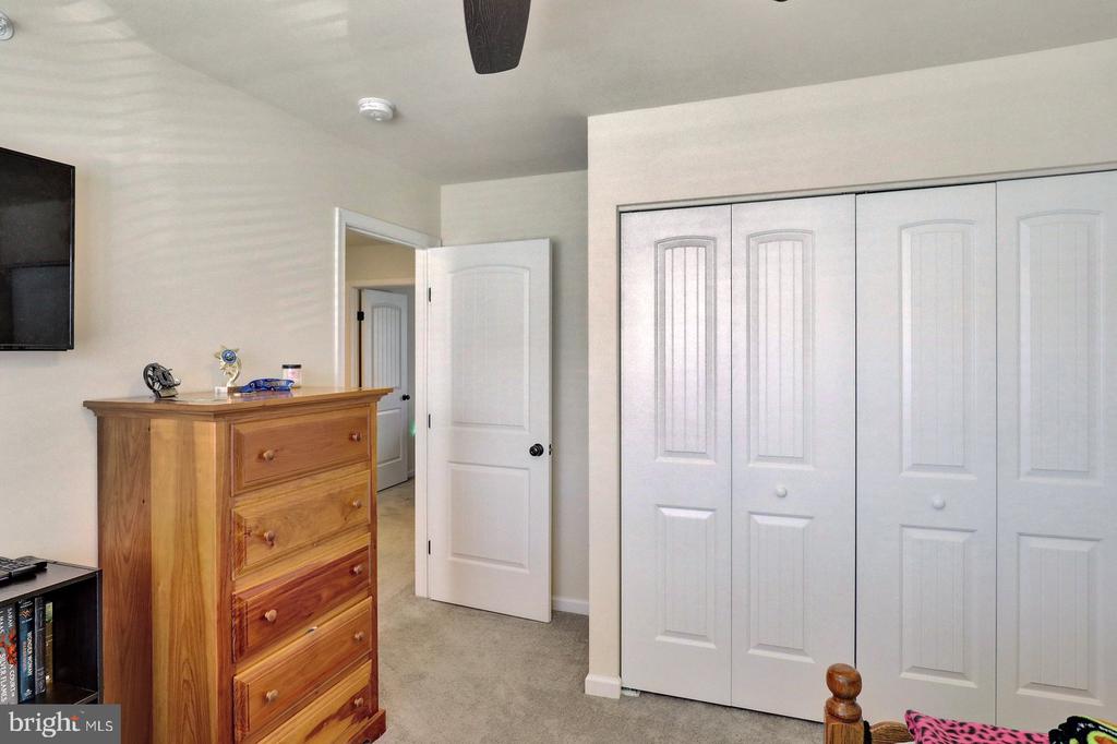732 FARMWOOD LANE