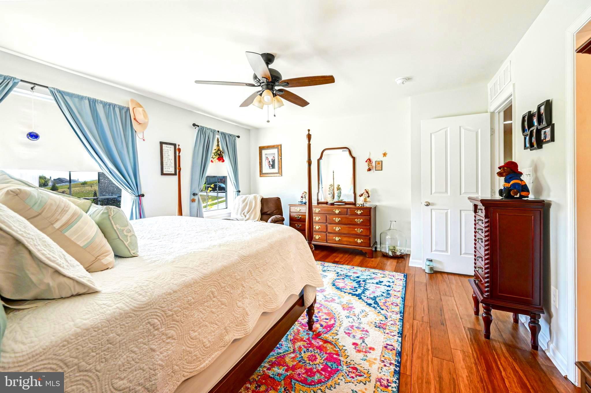 524 MISTY HILL DRIVE