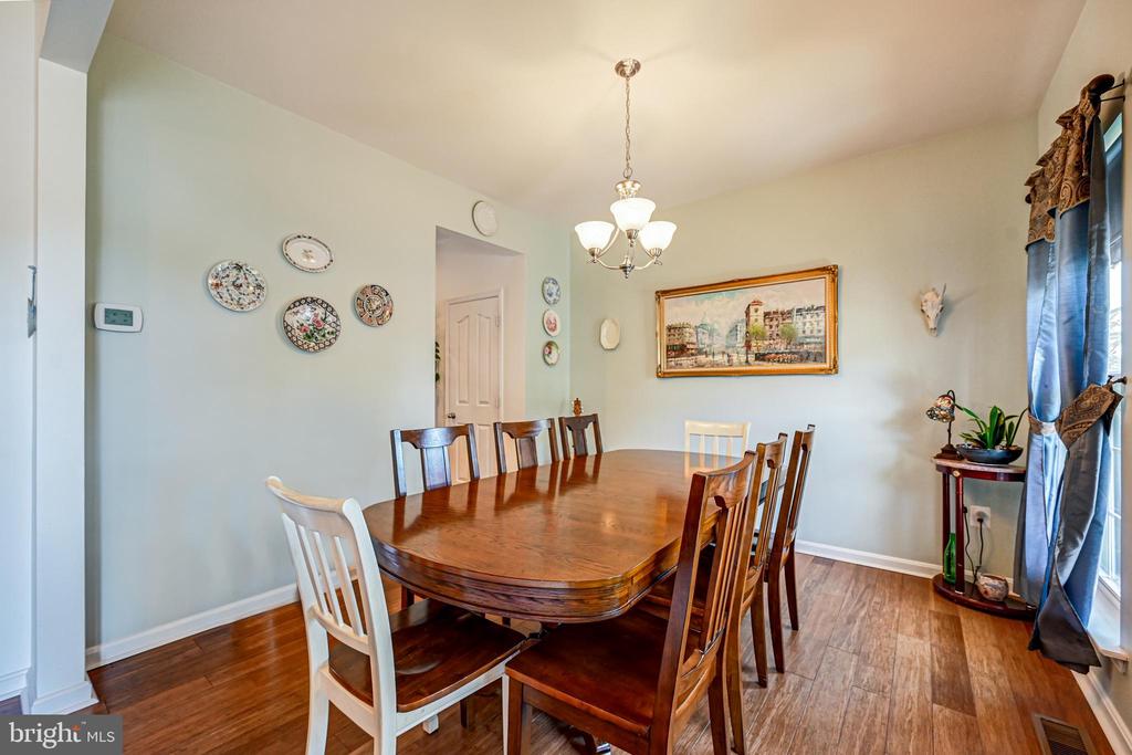 524 MISTY HILL DRIVE